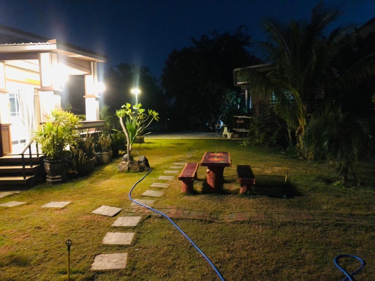มุกดาสวรรค์ รีสอร์ท - Mukda Sawan Resort Мукдахан Екстер'єр фото